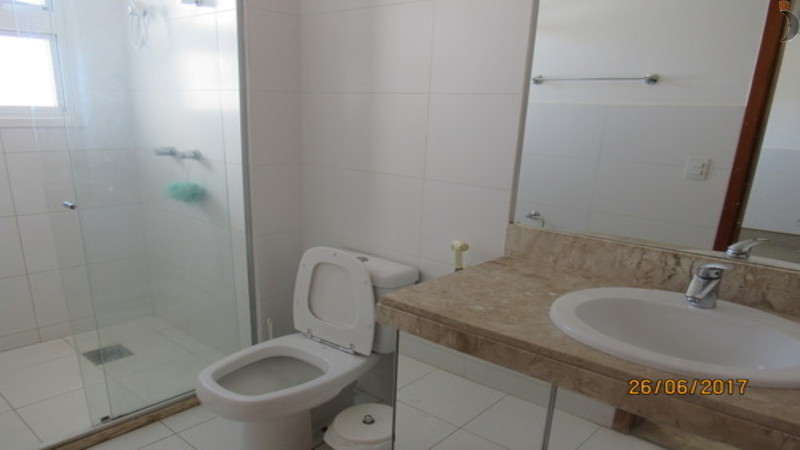 Banho suíte 02