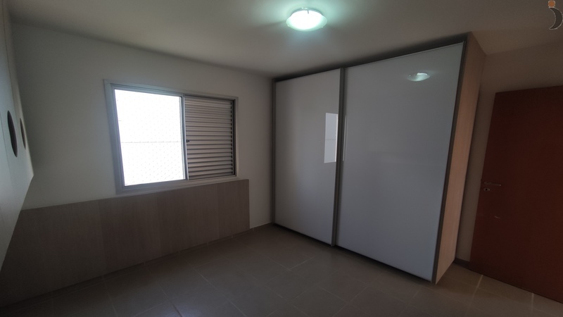 Quarto 2 (2)