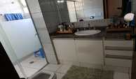 8-Banh, suite 1 8-Banh, suite 1